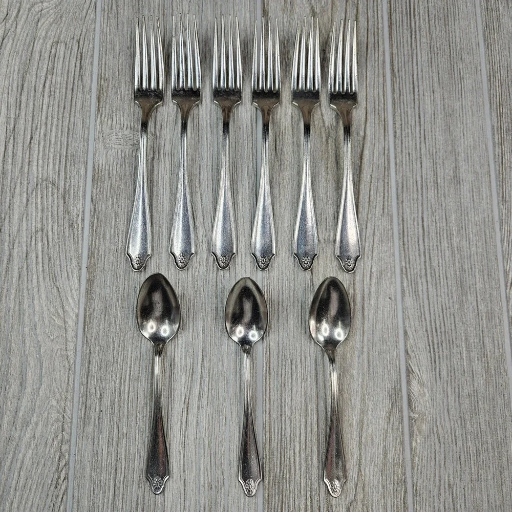 Oneida Georgian 1912 Silverplate Forks Spoons Flatware Set‎ 9 Pieces Vintage
